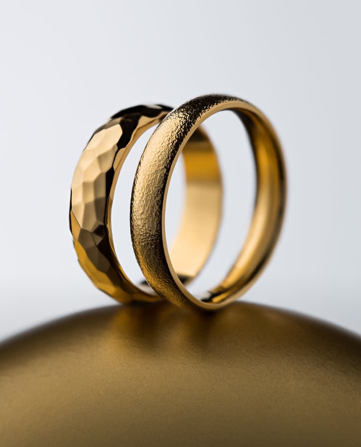 Кольца из чистого золота